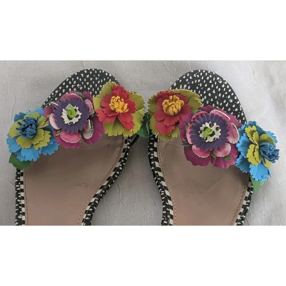 Betsey Johnson Lore Sandals Flowers Block Heels Floral Shoes Stripes Black Sz 8 - Picture 11 of 14